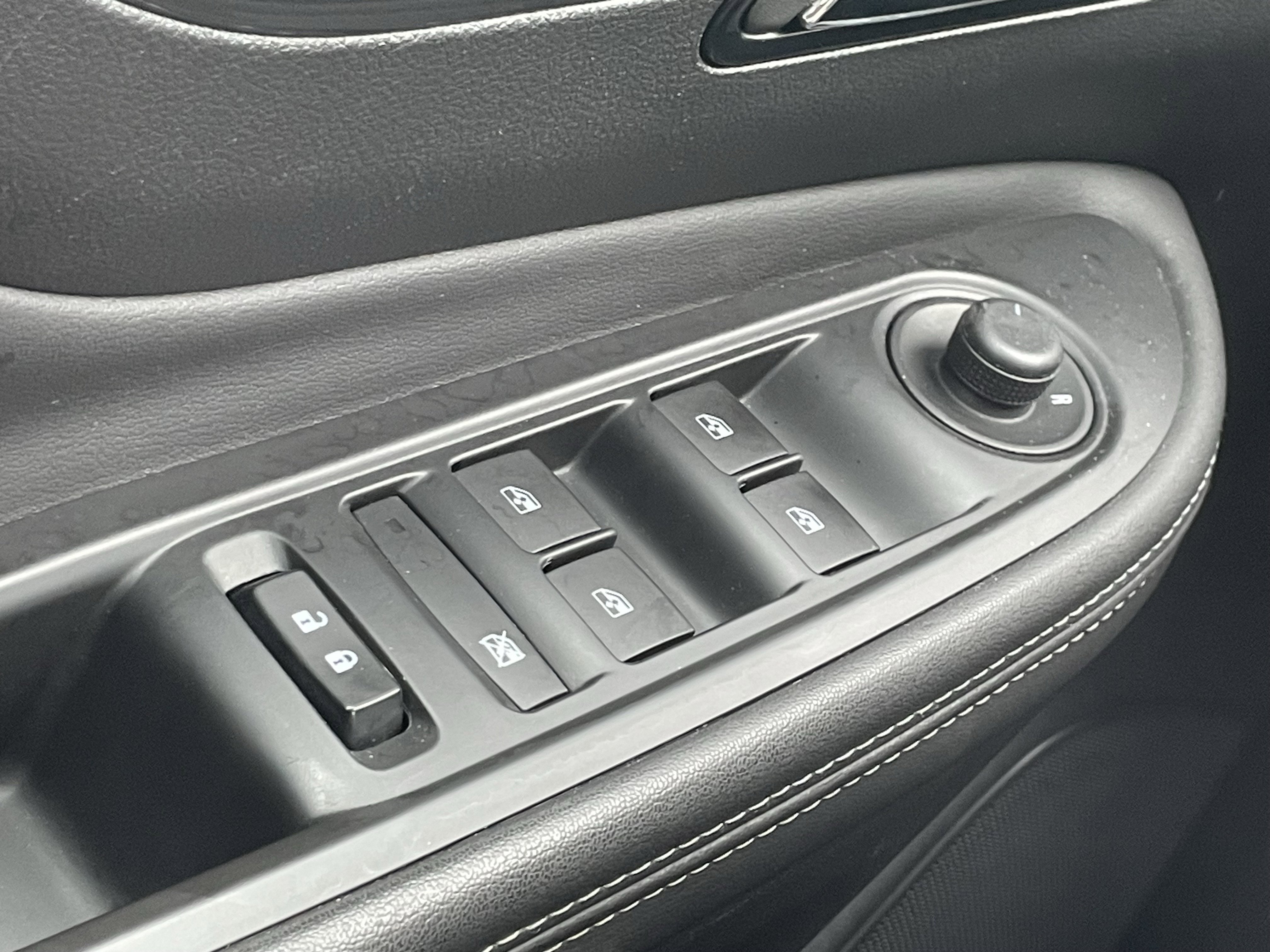 Used 2022 Buick Encore Preferred w/ Safety Package image 16