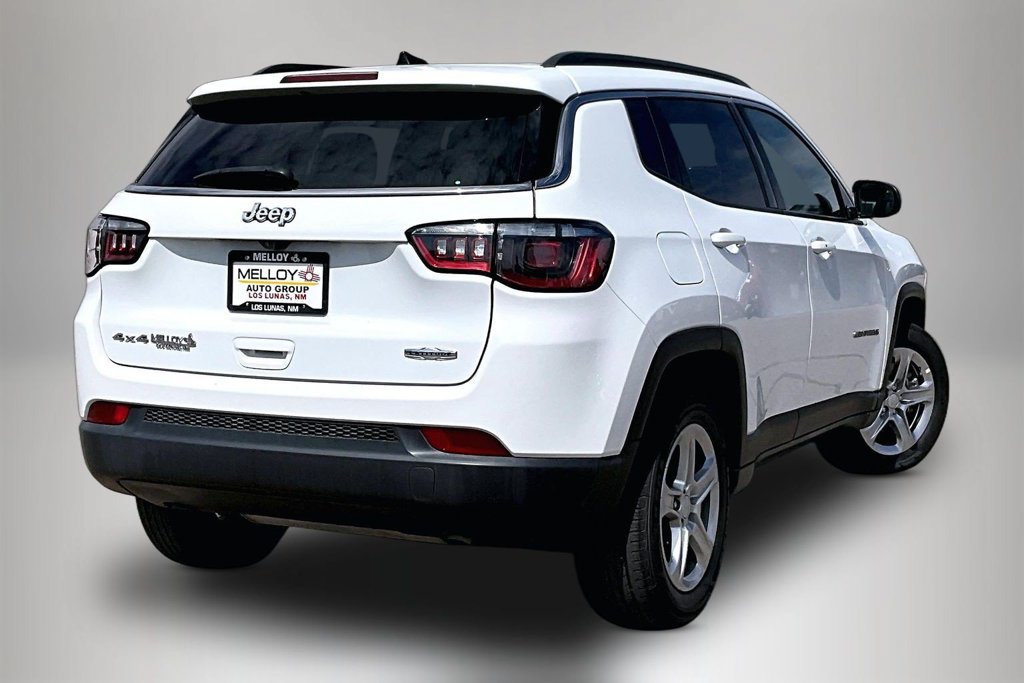 Used 2024 Jeep Compass Latitude AWD/4WD image 6