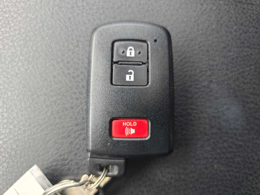 Used 2019 Toyota Tacoma Limited AWD/4WD image 22