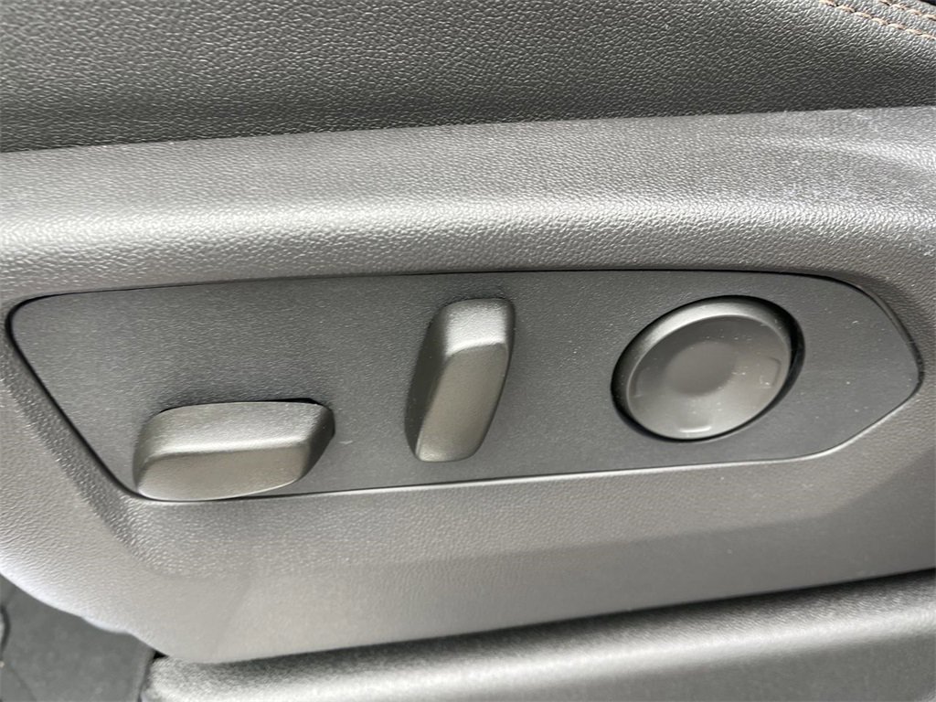 New 2026 Chevrolet Tahoe High Country image 12