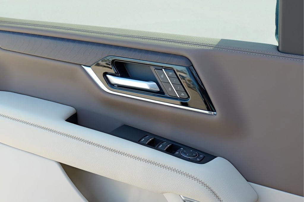 New 2026 GMC Yukon Denali w/ Sun & Power Step Package image 20