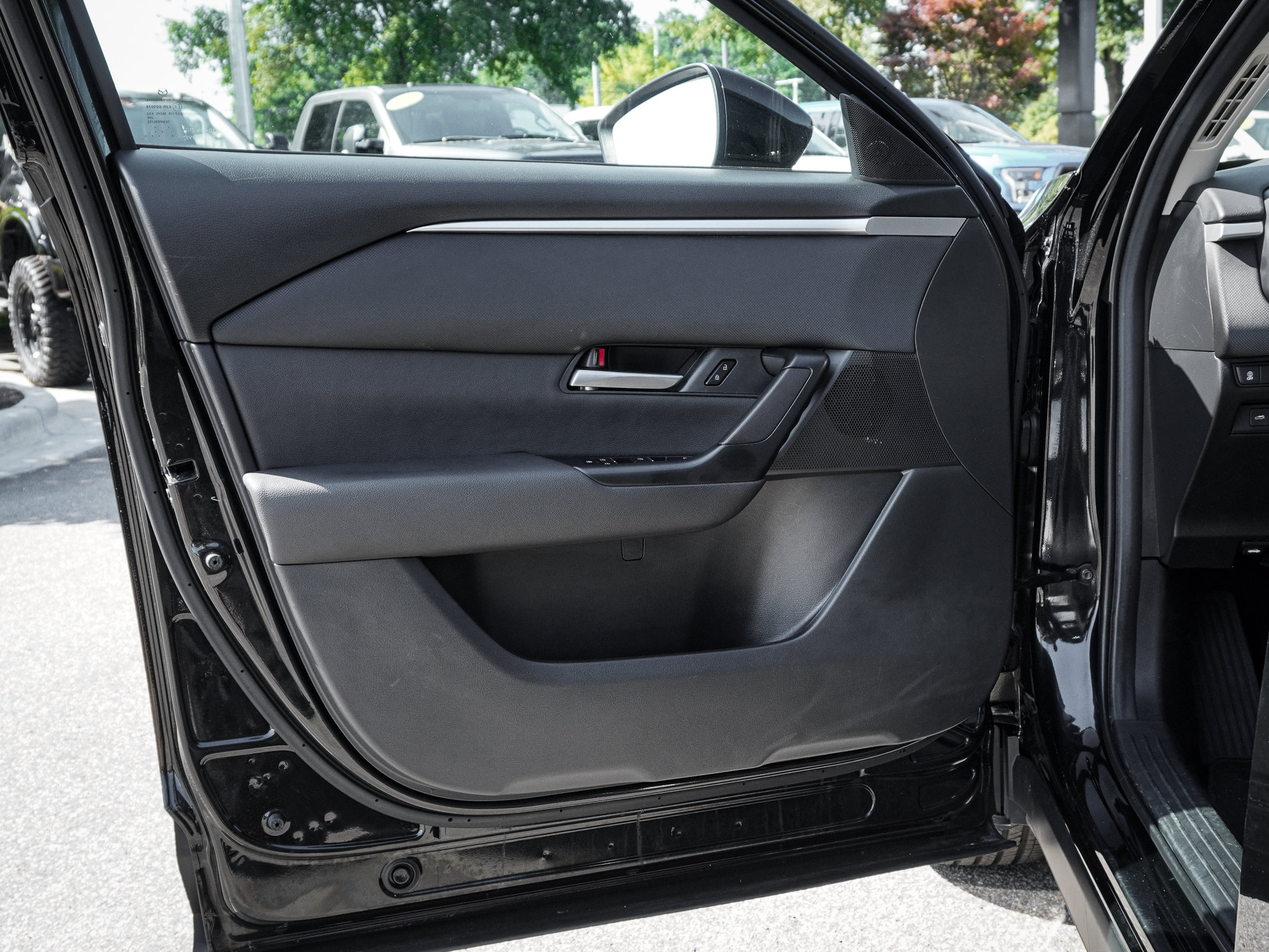 Certified 2025 MAZDA CX-50 AWD 2.5 S w/ Cargo Package image 14