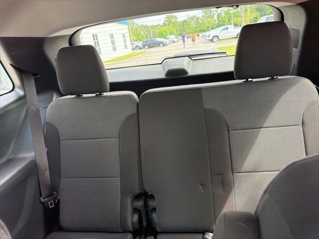 Used 2021 Chevrolet Traverse LT FWD image 10