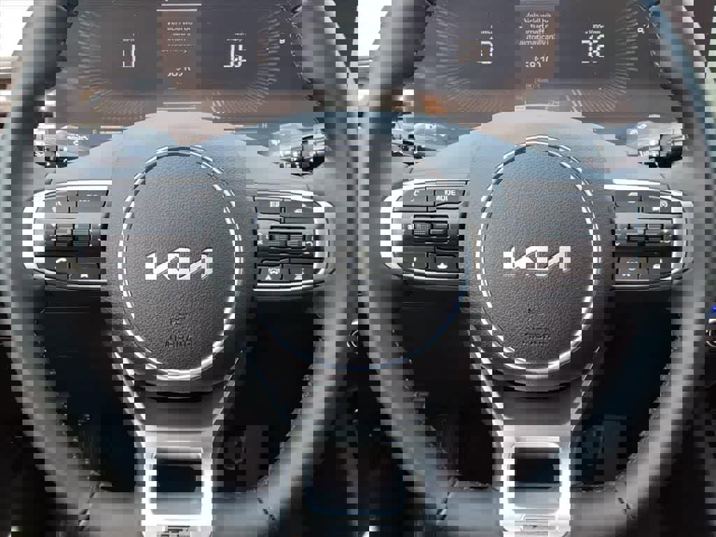 Used 2025 Kia K5 GT-Line image 16