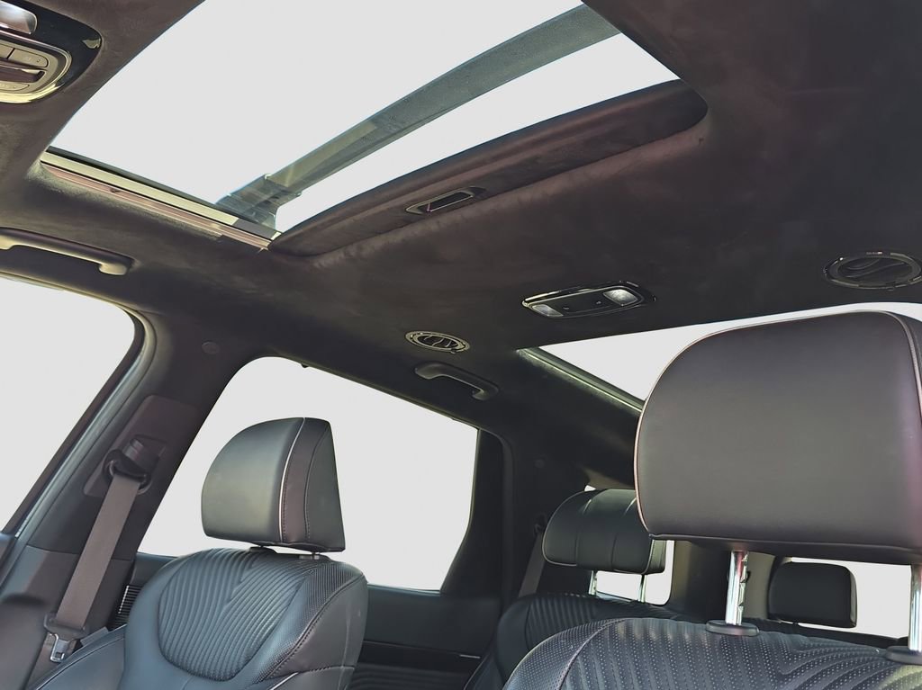 Used 2024 Hyundai Palisade Calligraphy image 8