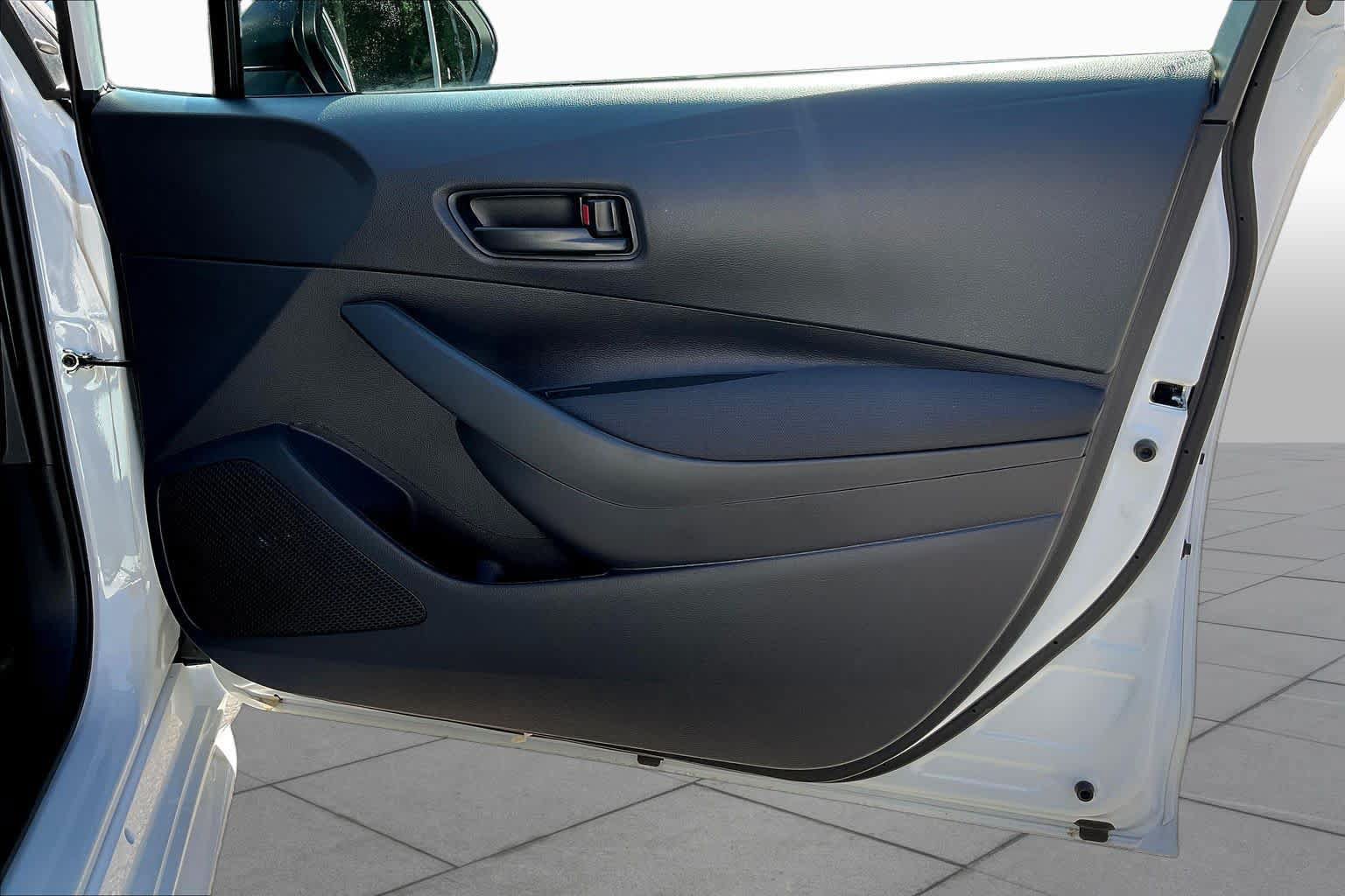Used 2026 Toyota Corolla LE FWD image 22