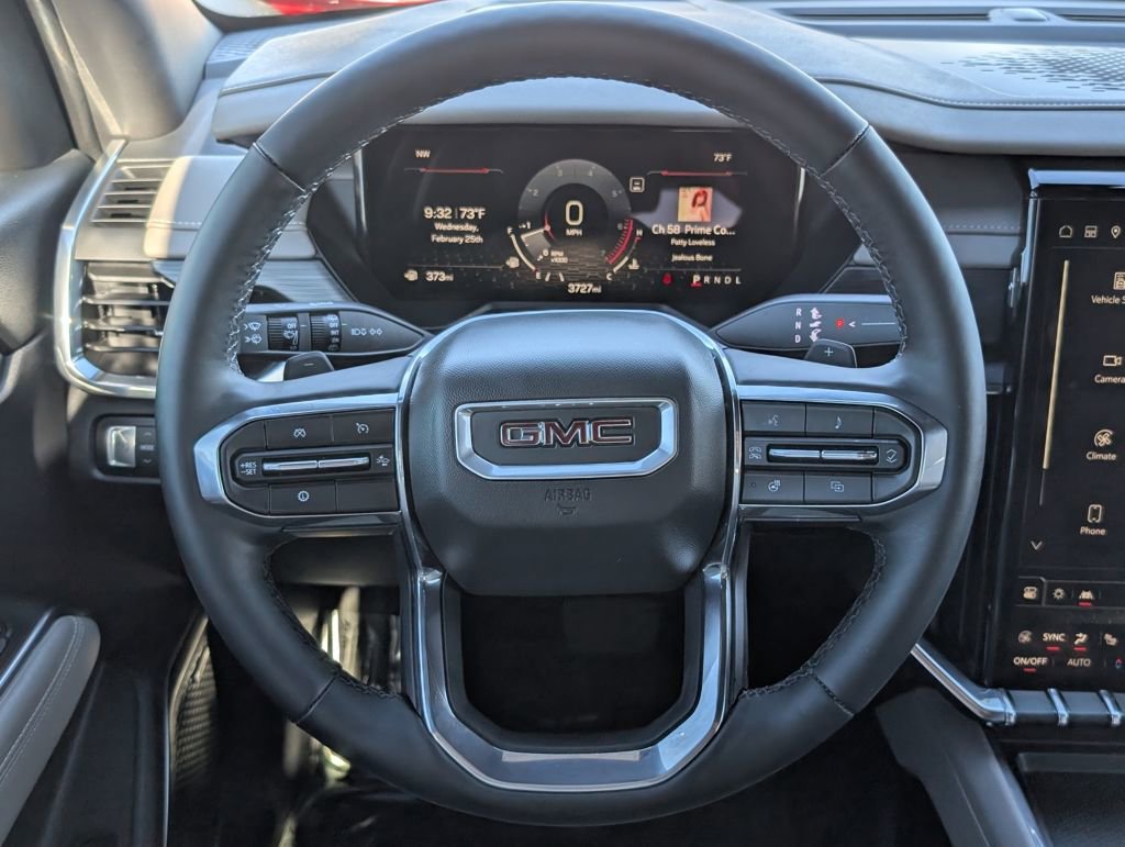 Used 2025 GMC Acadia Elevation image 16