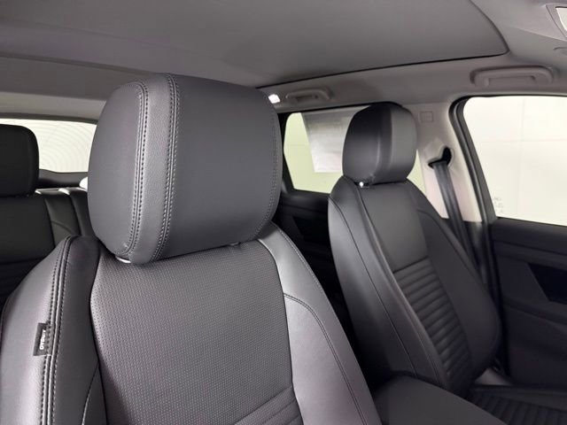Certified 2025 Land Rover Discovery Sport S image 35