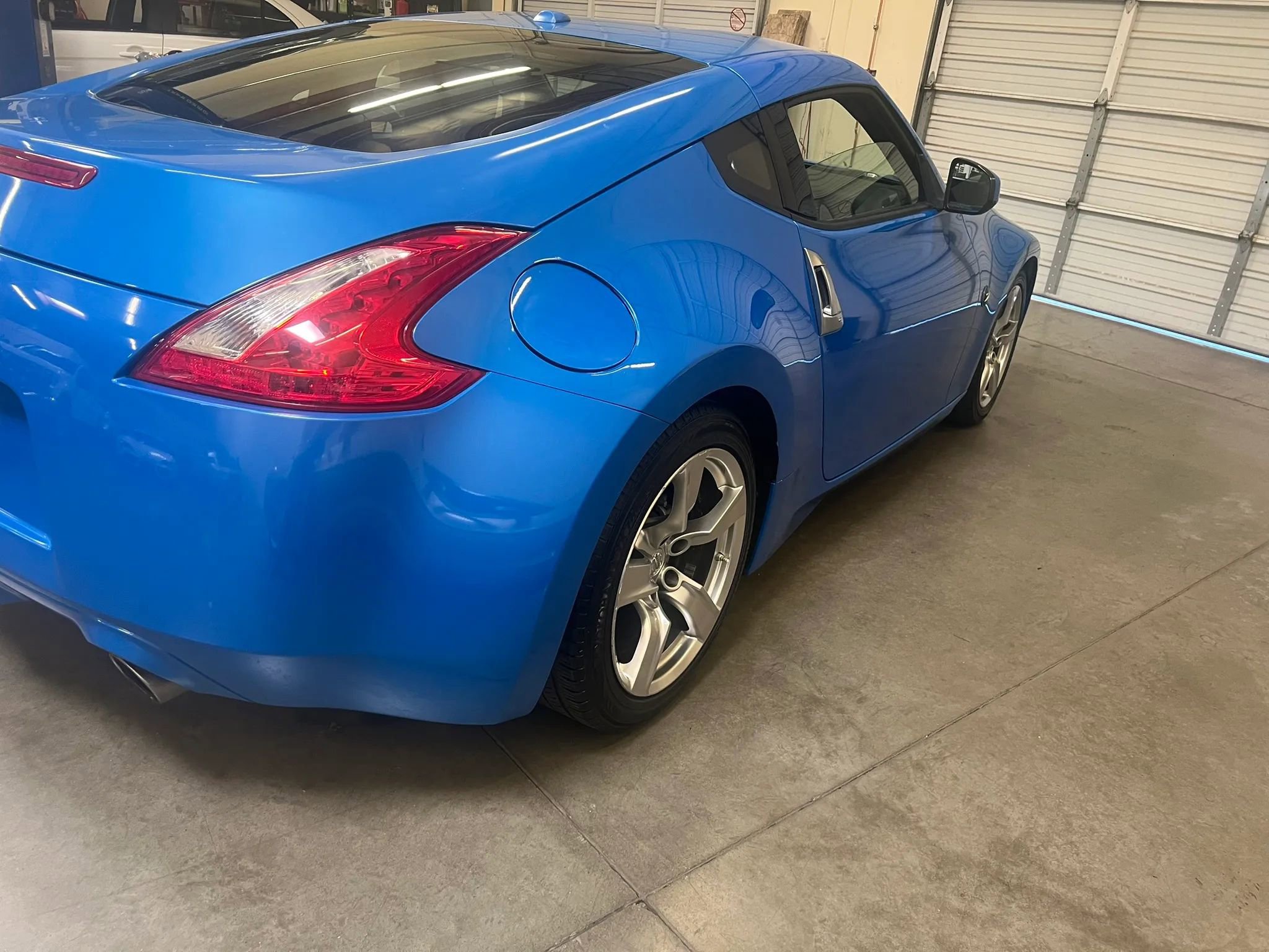 Used 2009 Nissan 370Z Touring image 5
