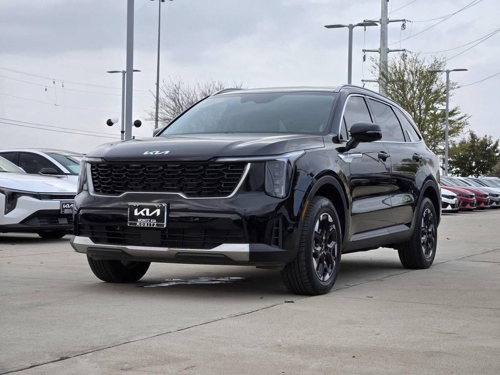 New 2025 Kia Sorento S AWD/4WD image 2