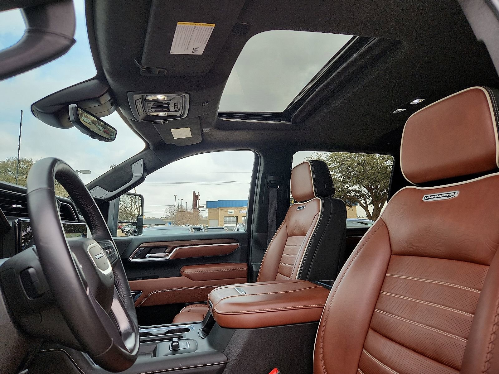 Used 2025 GMC Sierra 2500 Denali Ultimate image 12