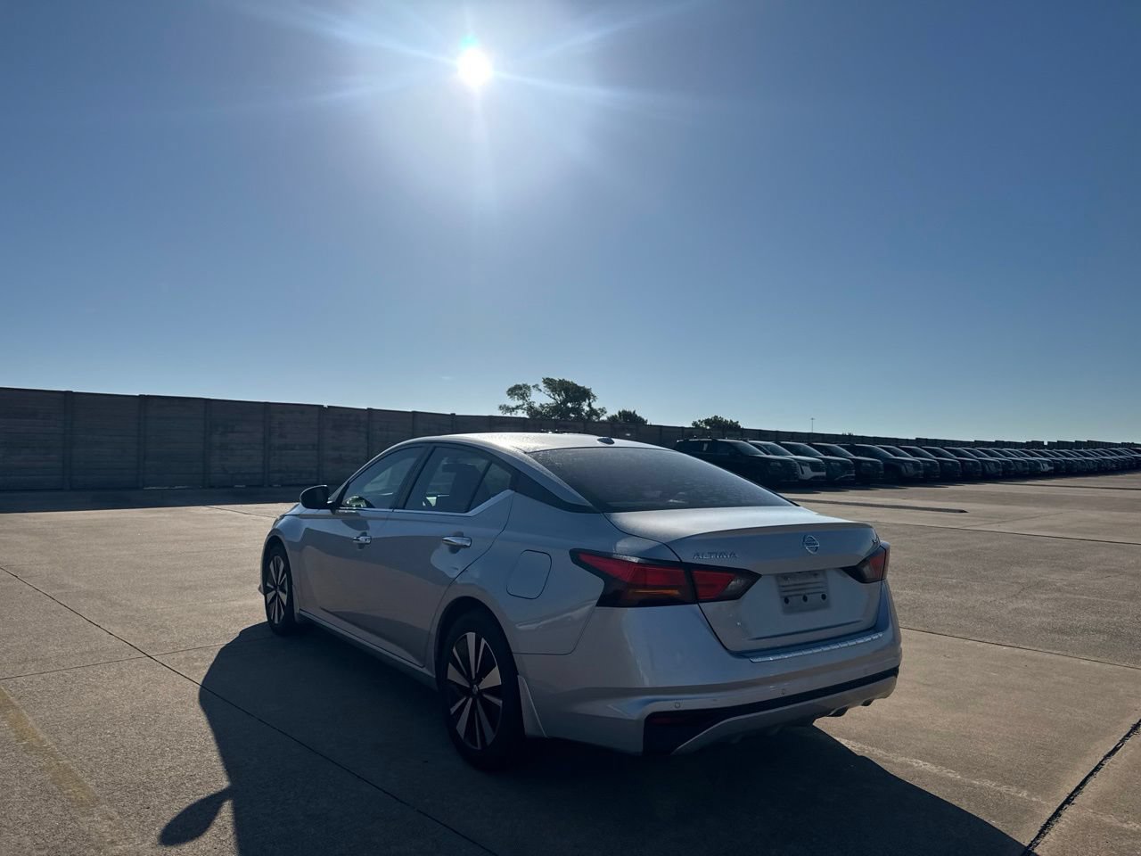 Used 2021 Nissan Altima 2.5 SV FWD image 16