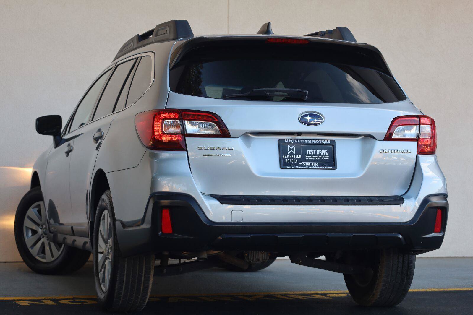 Used 2018 Subaru Outback 2.5i Premium AWD/4WD image 9