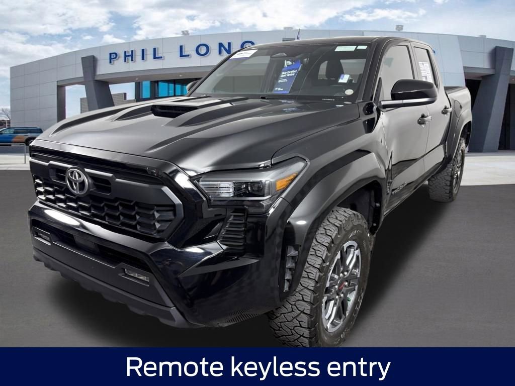 Used 2024 Toyota Tacoma TRD Sport image 3