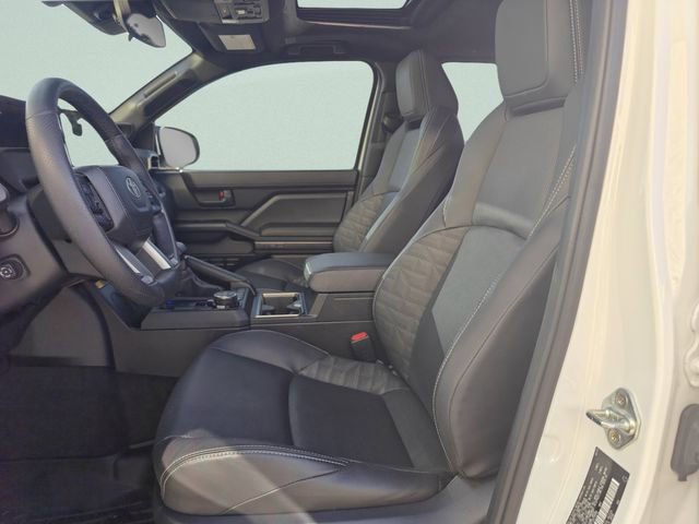 Used 2025 Toyota 4Runner TRD Off-Road Premium w/ Tow Technology Package image 23