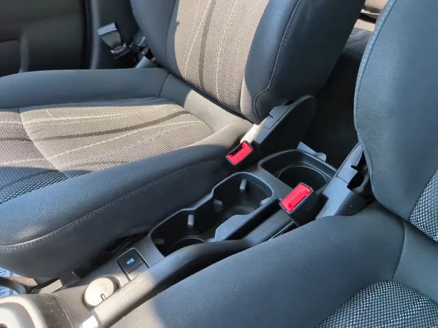 Used 2016 Chevrolet Sonic LT FWD image 20