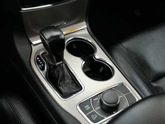 Used 2022 Jeep Grand Cherokee Limited AWD/4WD image 12