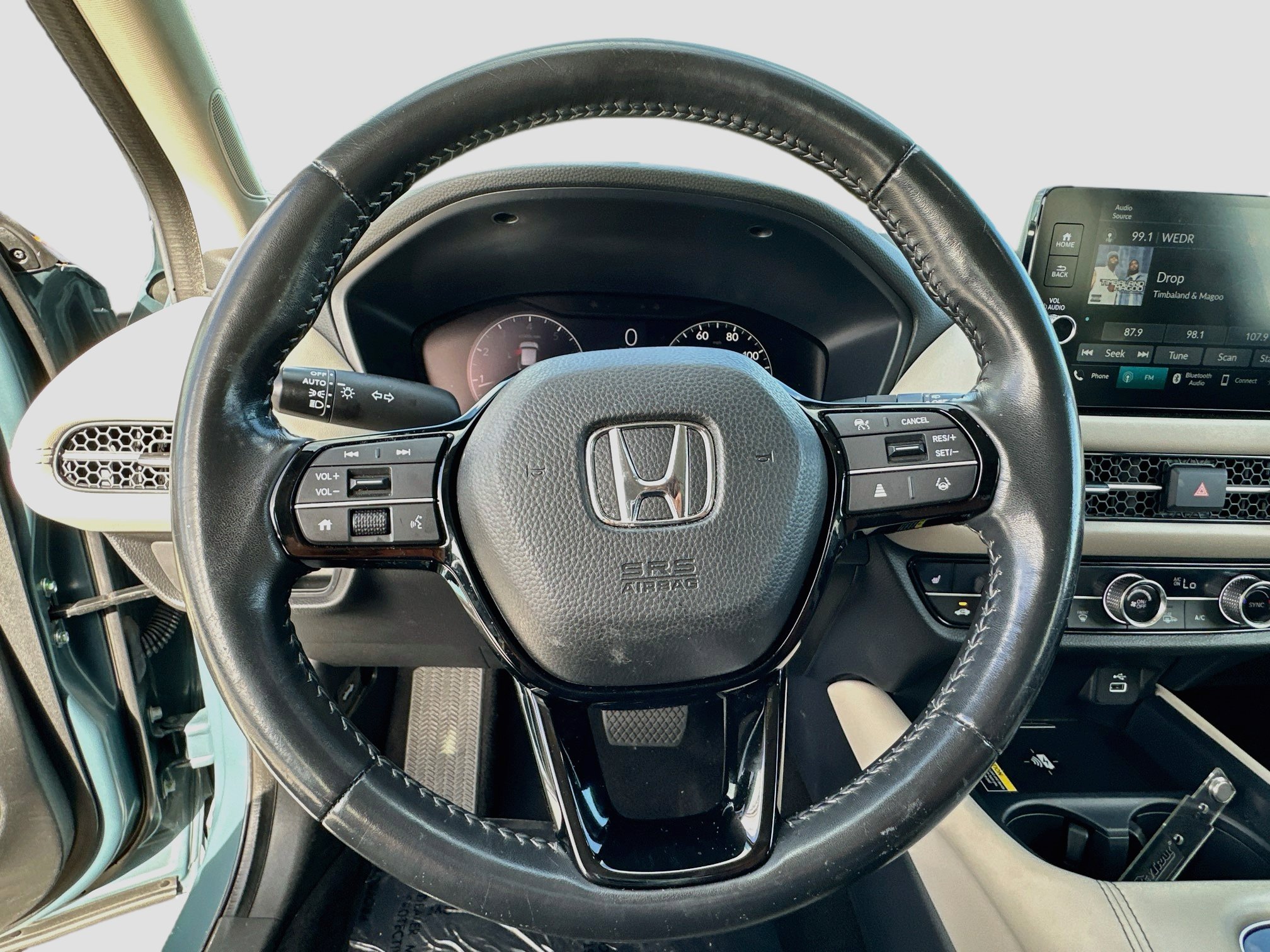 Used 2023 Honda HR-V EX-L image 11