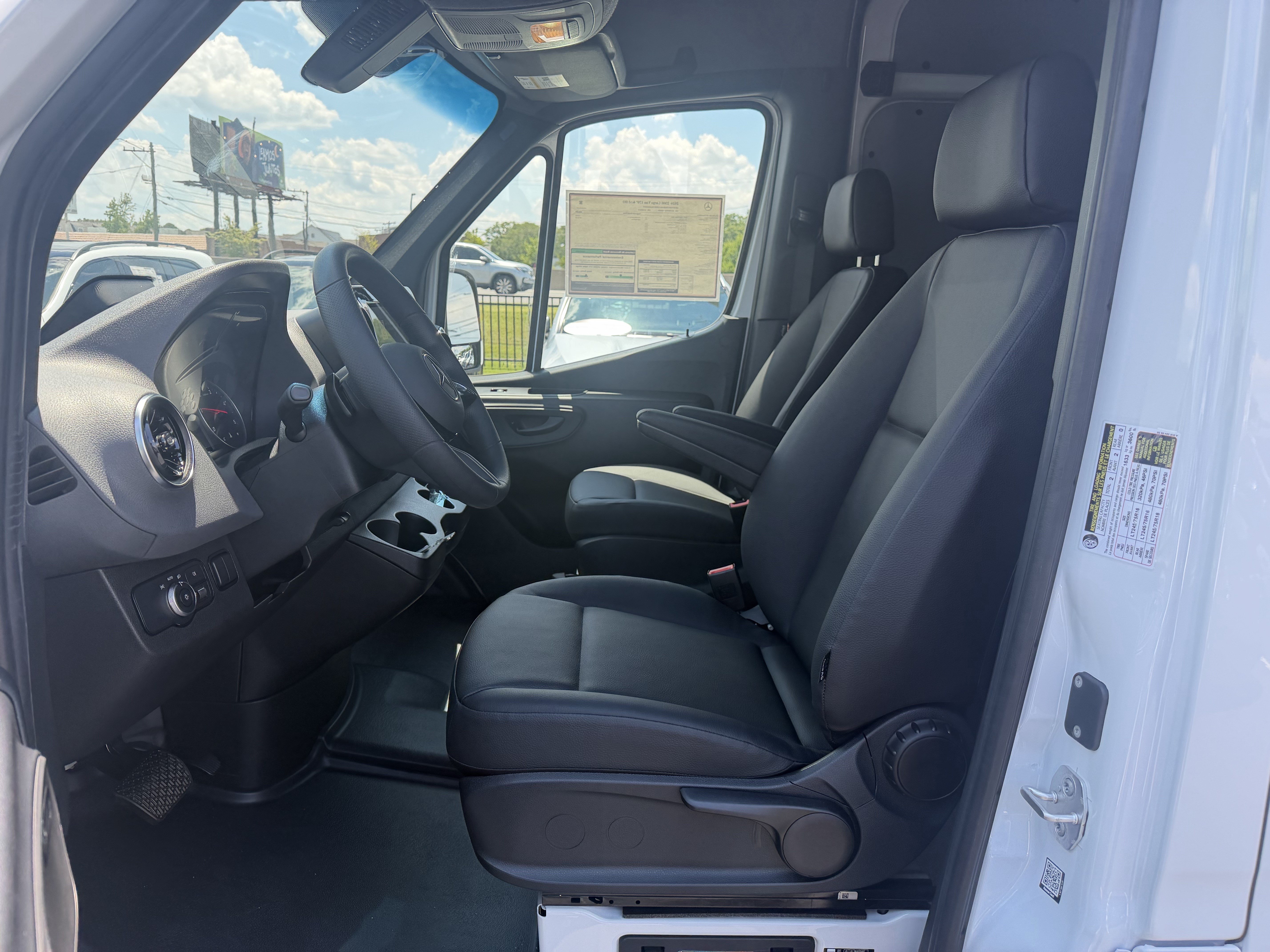 New 2026 Mercedes-Benz Sprinter 2500 image 18