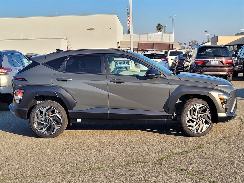 New 2026 Hyundai Kona SEL Premium image 3