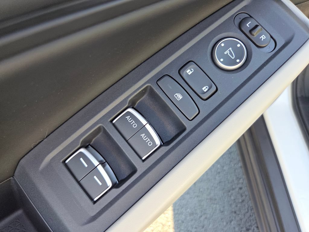 Certified 2024 Honda Accord EX image 30