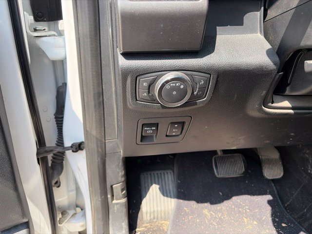 Used 2020 Ford F150 XLT w/ Equipment Group 302A Luxury AWD/4WD image 18
