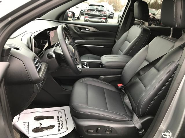 Certified 2026 Chevrolet Traverse LT AWD/4WD image 14