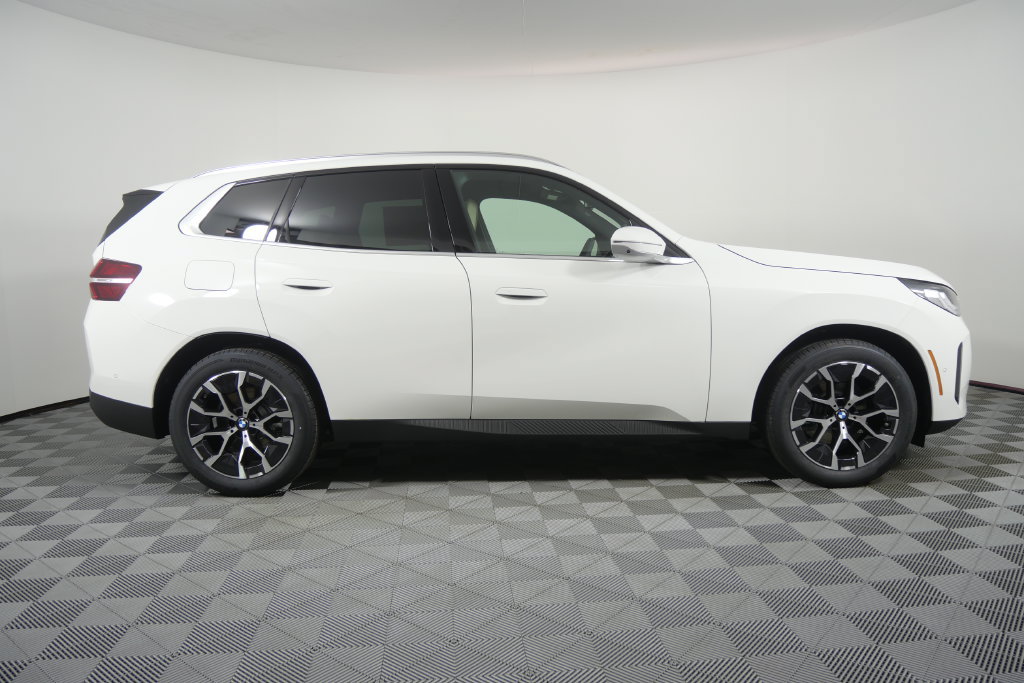 New 2026 BMW X3 xDrive30i AWD/4WD image 3