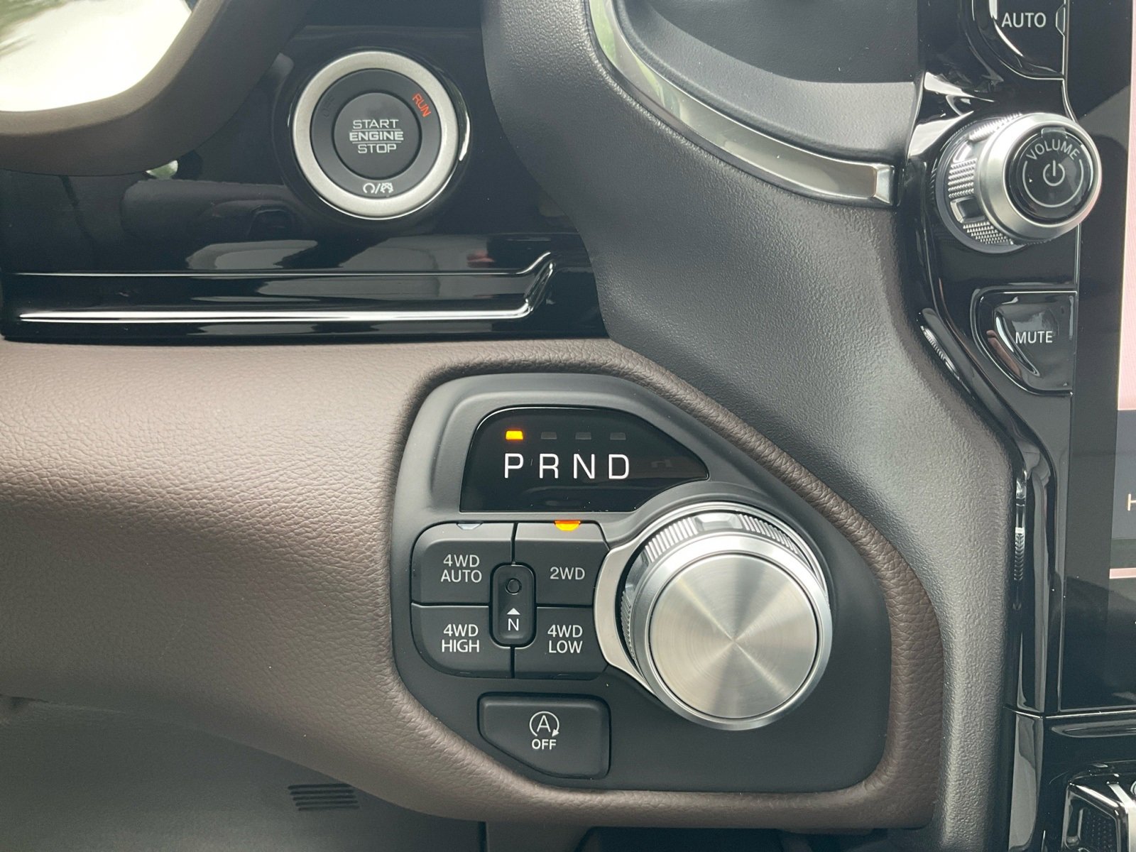 New 2026 RAM 1500 Laramie image 37