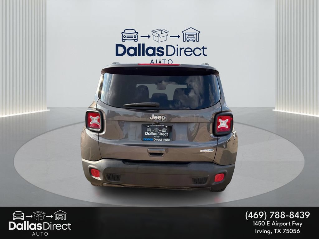 Used 2018 Jeep Renegade Latitude FWD image 7