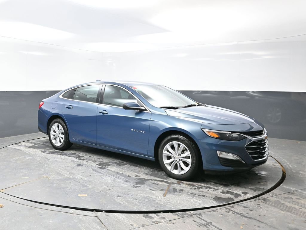 Used 2025 Chevrolet Malibu LT image 5