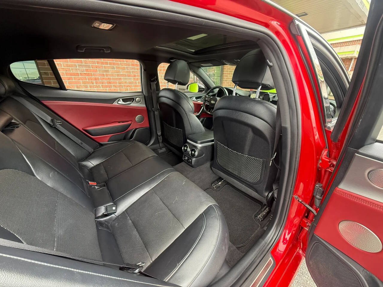 Used 2020 Kia Stinger GT1 AWD/4WD image 24