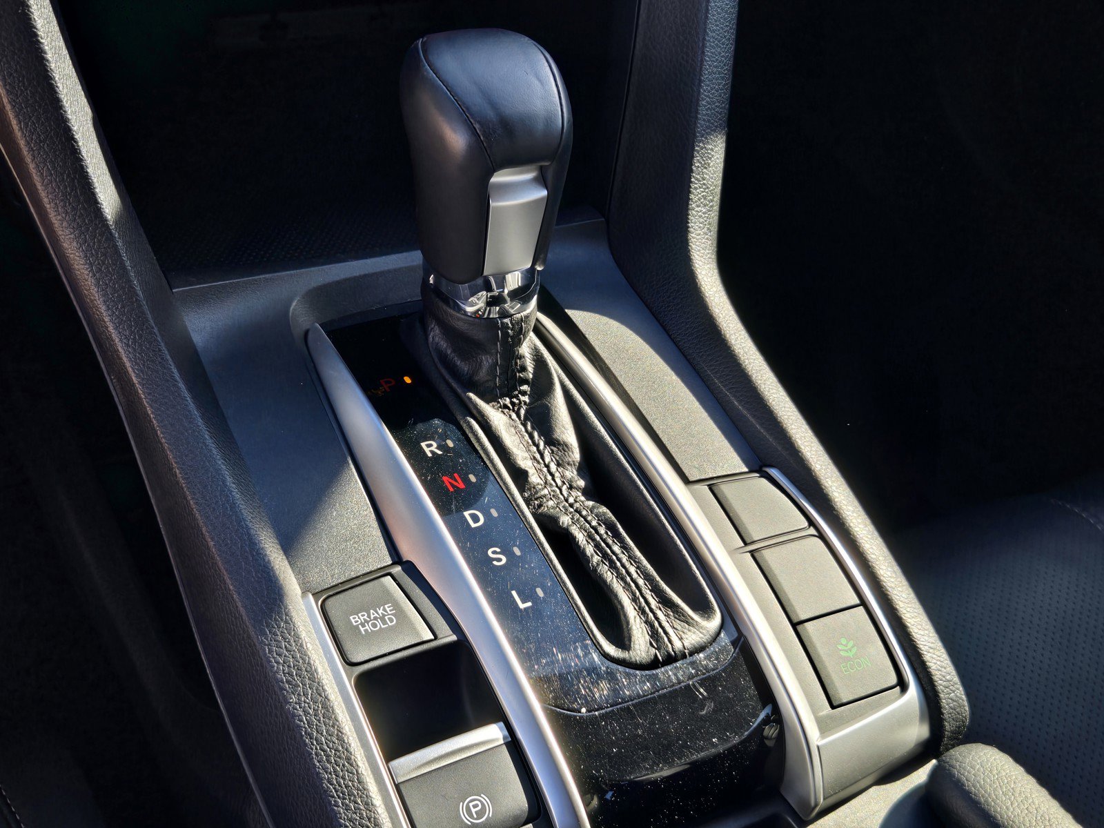 Used 2018 Honda Civic EX-L image 20