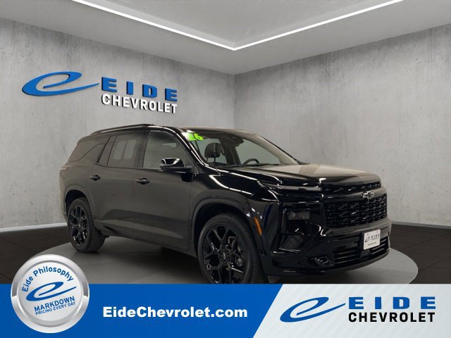 Used 2026 Chevrolet Traverse RS w/ LPO, Floor Liner Package AWD/4WD image 1