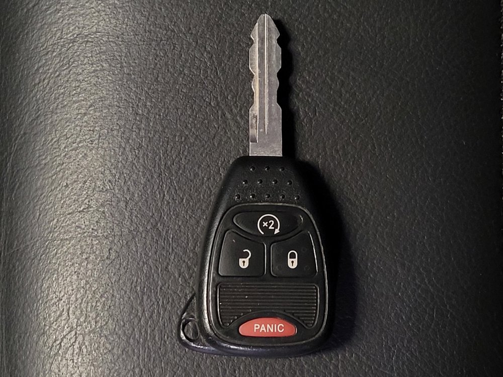 Used 2017 Jeep Compass 75th Anniversary w/ Power Value Group image 32