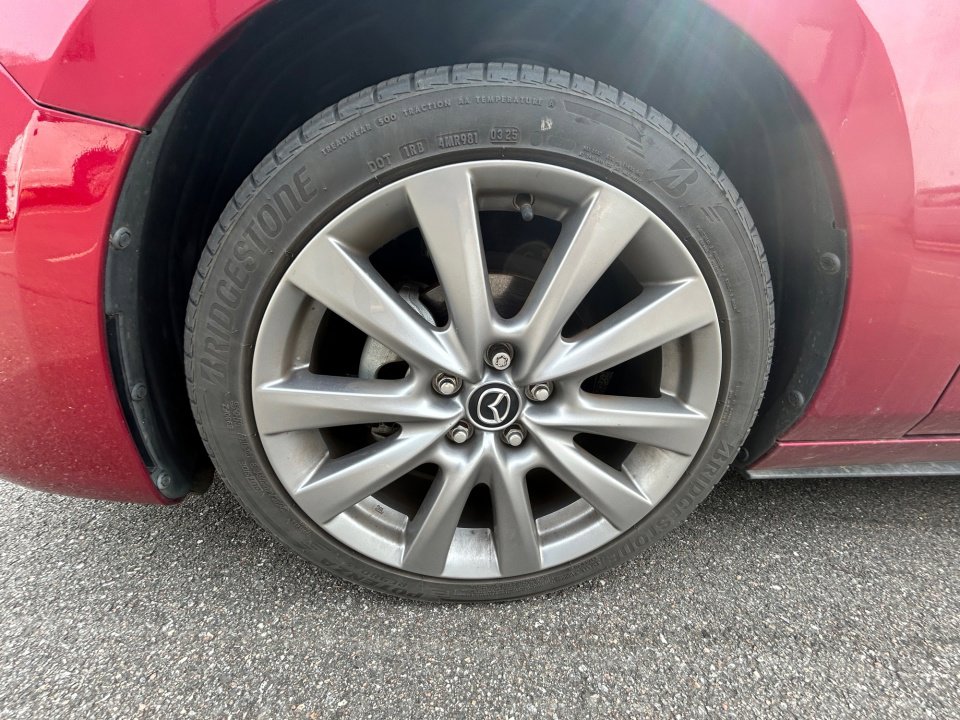 Used 2023 MAZDA MAZDA3 s FWD image 27