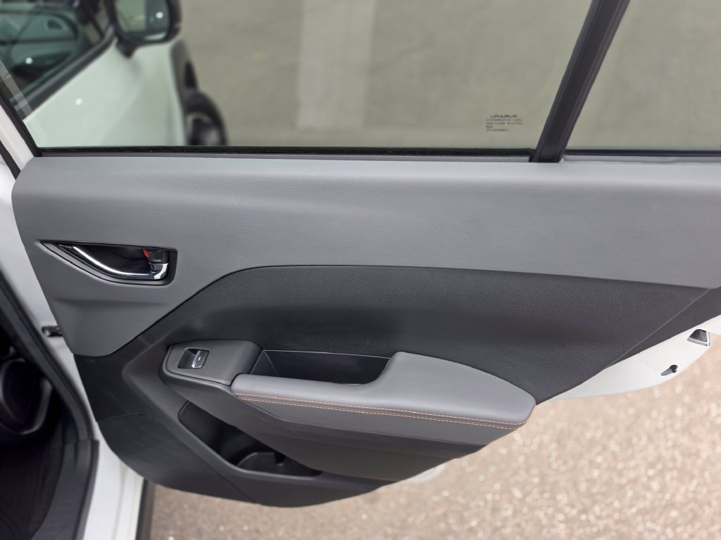 Used 2024 Subaru Crosstrek 2.5i Limited w/ Crosstrek Mirror Package AWD/4WD image 18