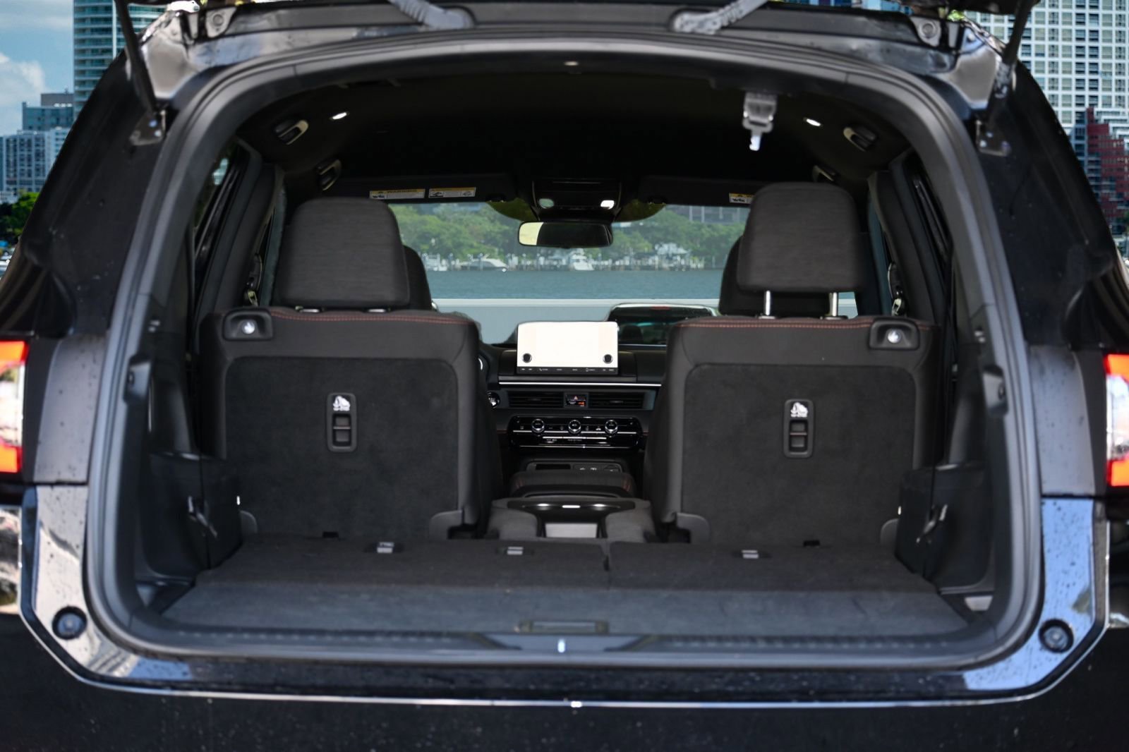 New 2026 Honda Pilot Sport image 13