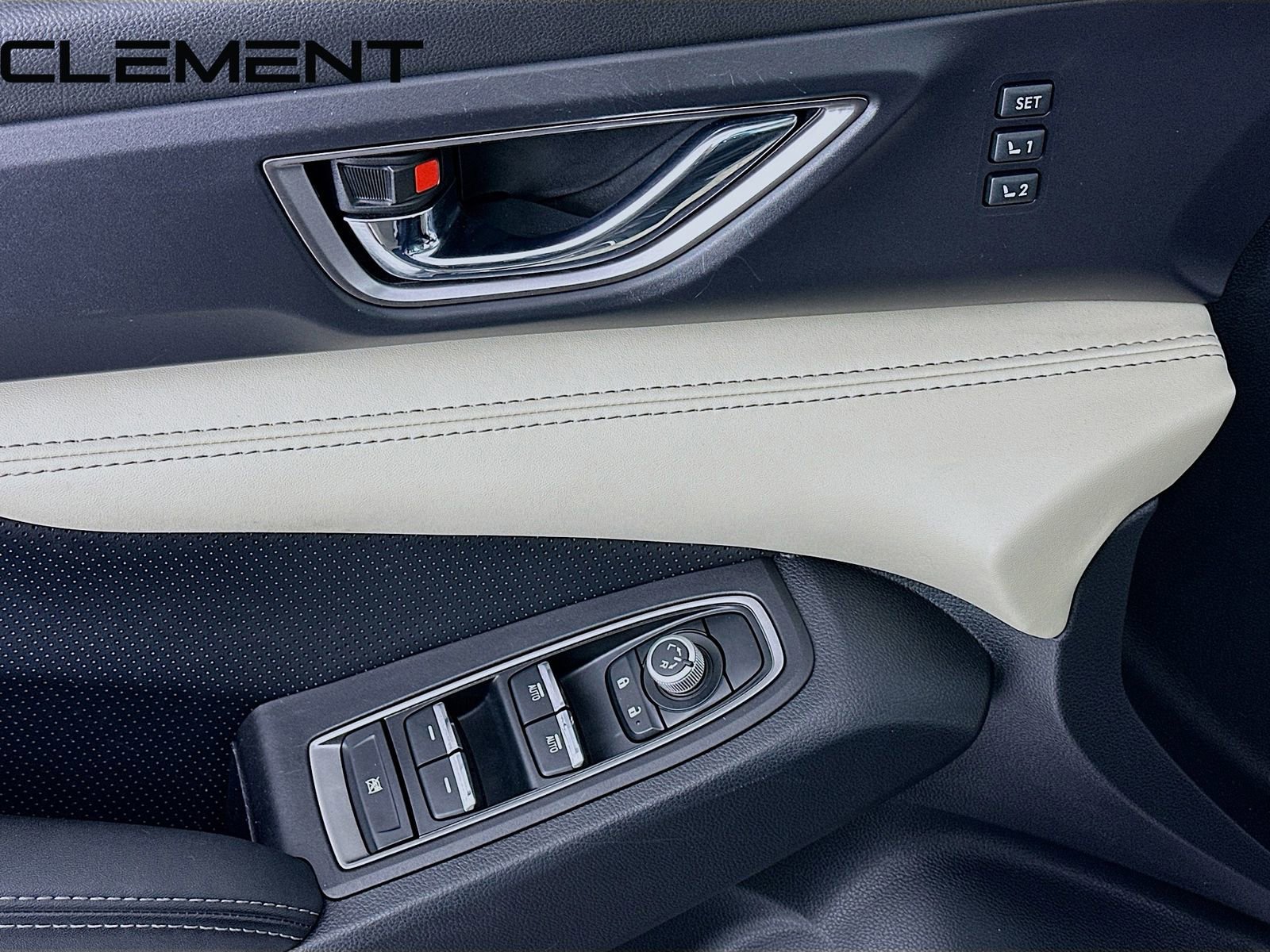 Used 2021 Subaru Ascent Limited w/ Technology Package image 28