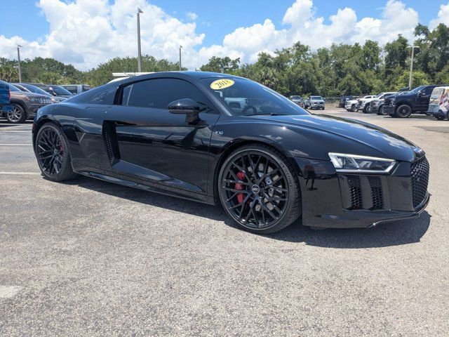 Used 2018 Audi R8 V10 w/ 20" Wheel Package RWD image 3