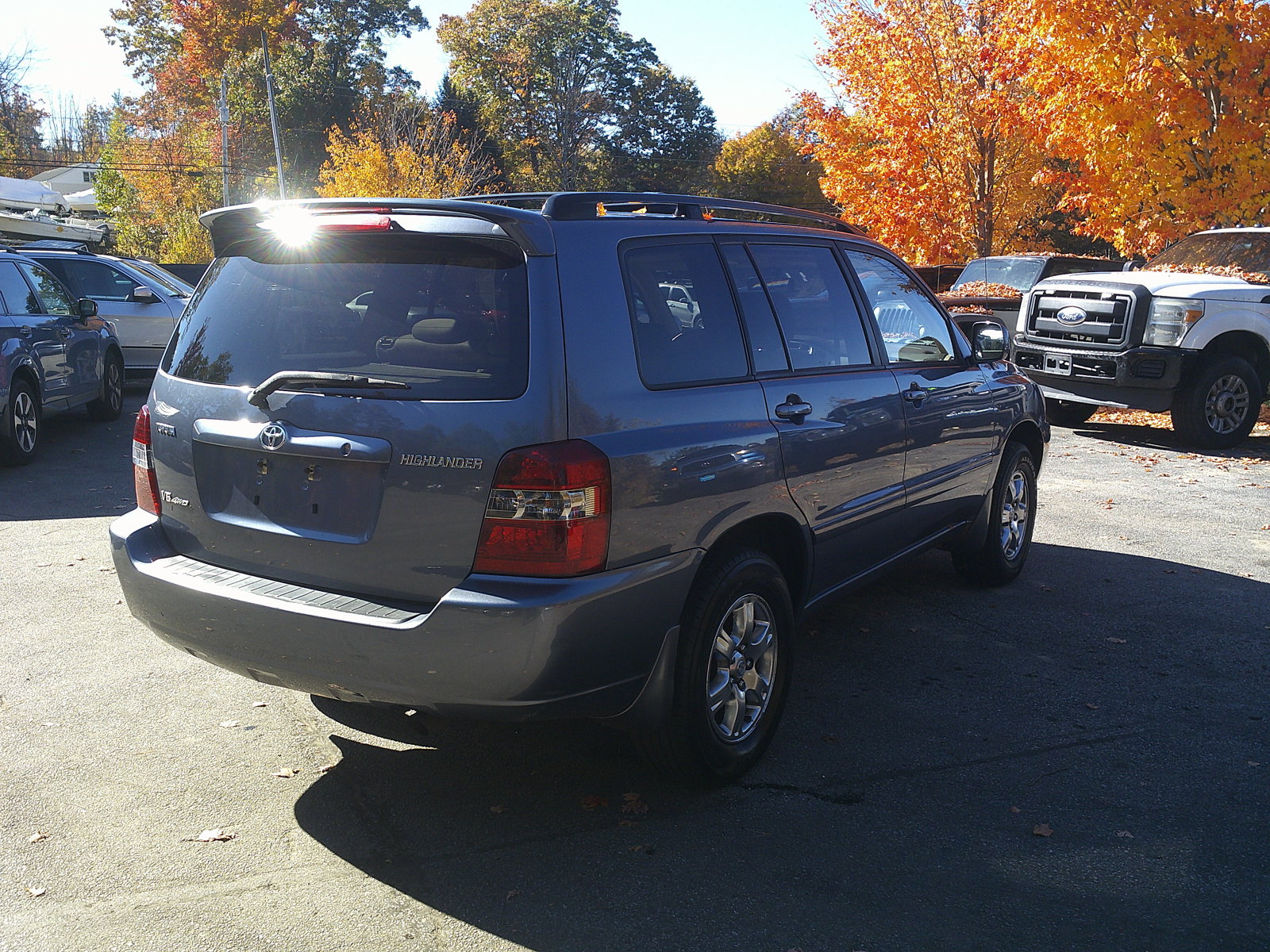 Used 2007 Toyota Highlander 4WD V6 w/ 3rd Row image 4