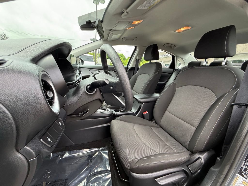 Used 2023 Kia Forte LXS FWD image 18