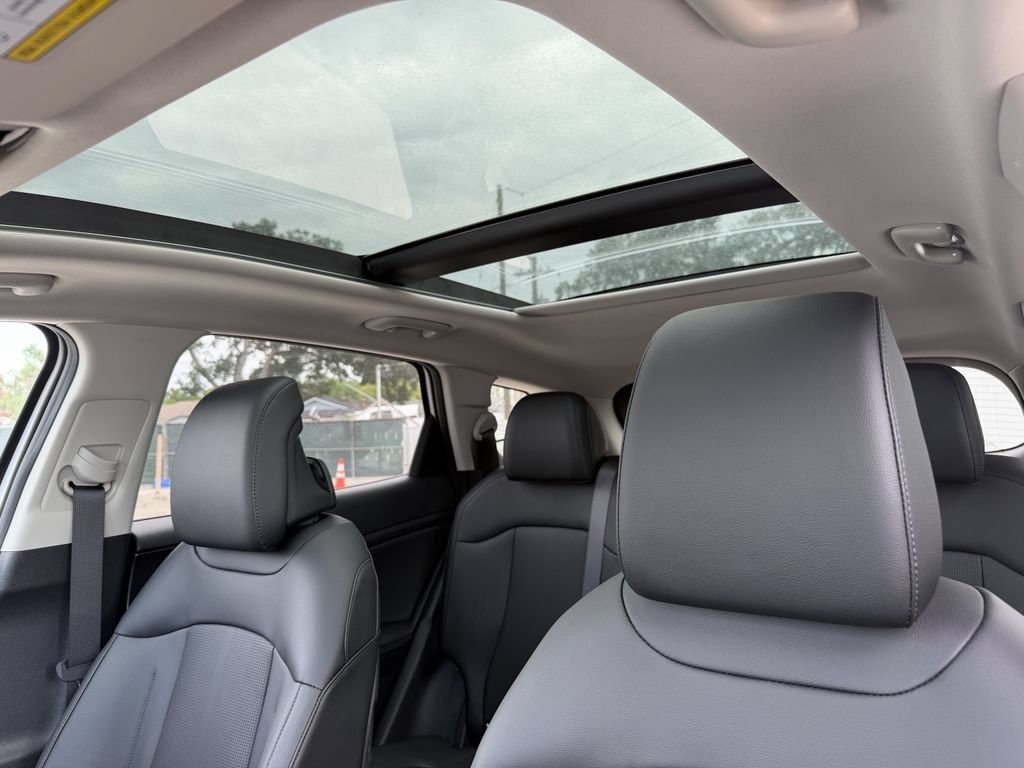New 2026 Kia Sportage EX w/ EX Panorama Roof Package FWD image 18