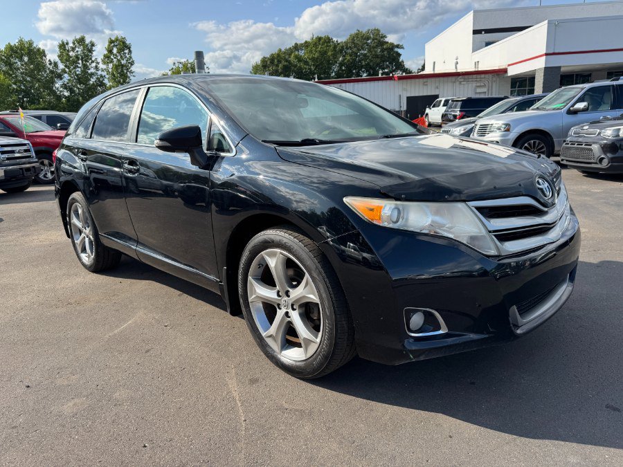 Used 2013 Toyota Venza LE AWD/4WD image 7