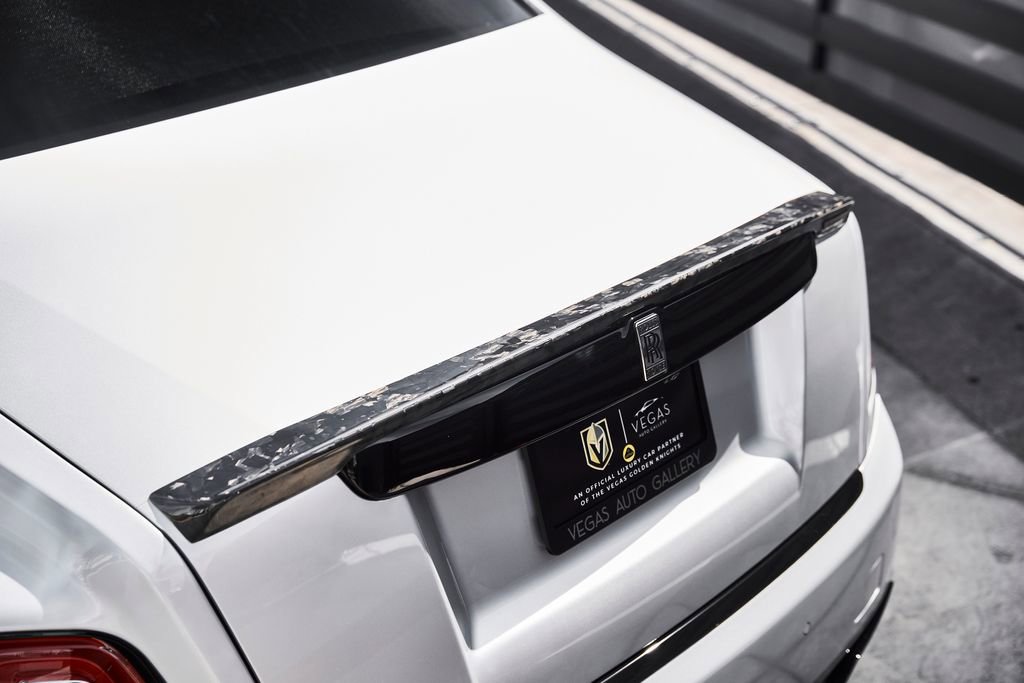 Used 2024 Rolls-Royce Phantom Sedan RWD image 18