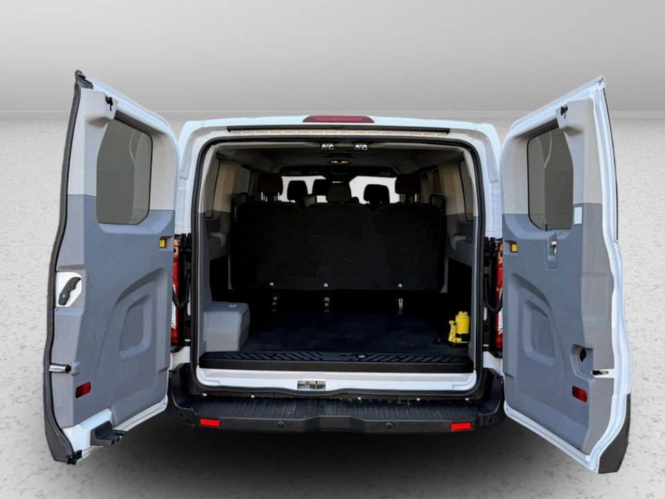 Used 2017 Ford Transit 150 XL image 17