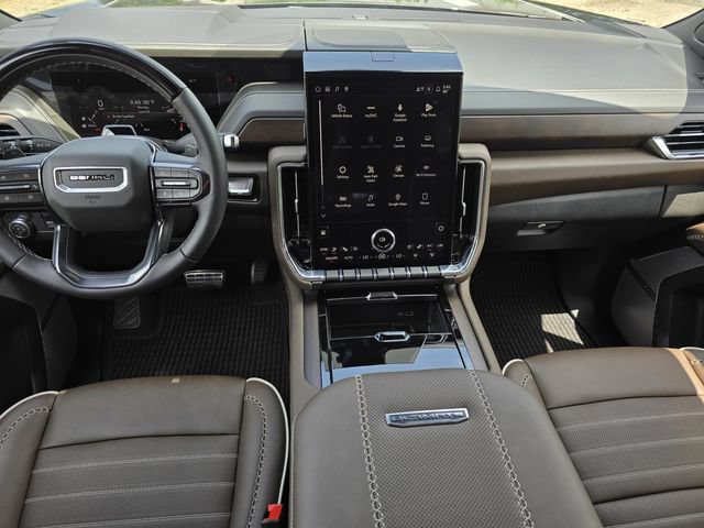 New 2026 GMC Yukon Denali Ultimate AWD/4WD image 13