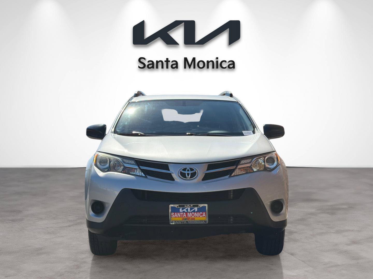 Used 2015 Toyota RAV4 LE FWD image 9