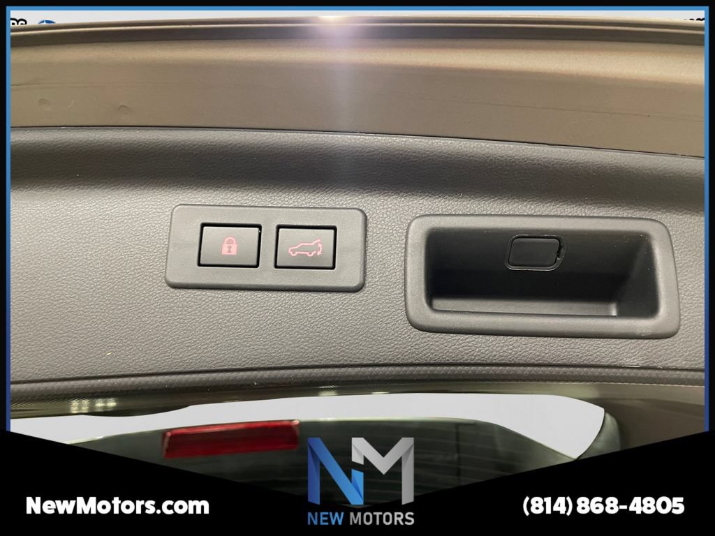 Used 2020 Subaru Forester Premium AWD/4WD image 17