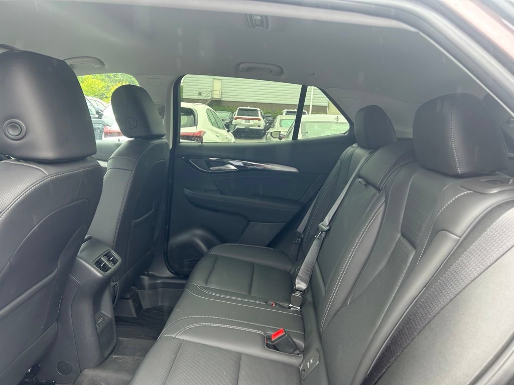 Used 2025 Buick Envision Preferred AWD/4WD image 16
